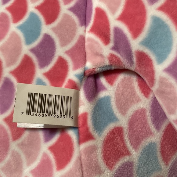 Denise Jumbo Mermaid Squishmallow - Picture 11 of 16